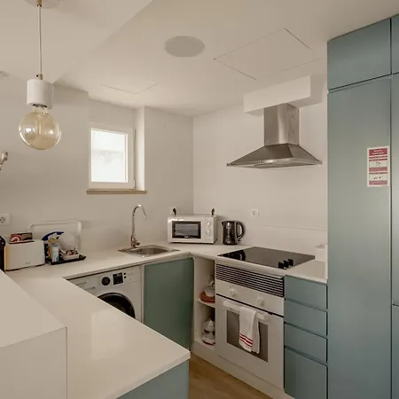 Bay Terrace I