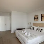 Bay Terrace I *