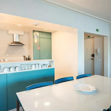 Bay Terrace I